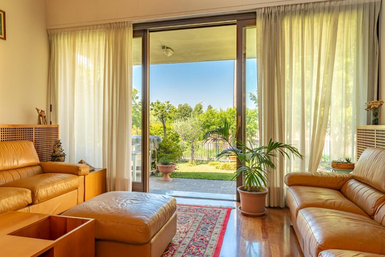 B&B Villa Ghira Como Tavernerio エクステリア 写真
